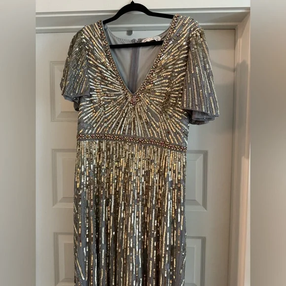 Mac Duggal ★【パーティー ドレス】Sequin One Shoulder Gown Mac Duggal Women's Ieena Sequined One Shoulder Cut Out Gown
